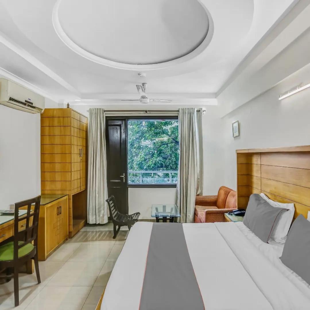 Hotel Signature Plaza Nowe Delhi Zewnętrze zdjęcie