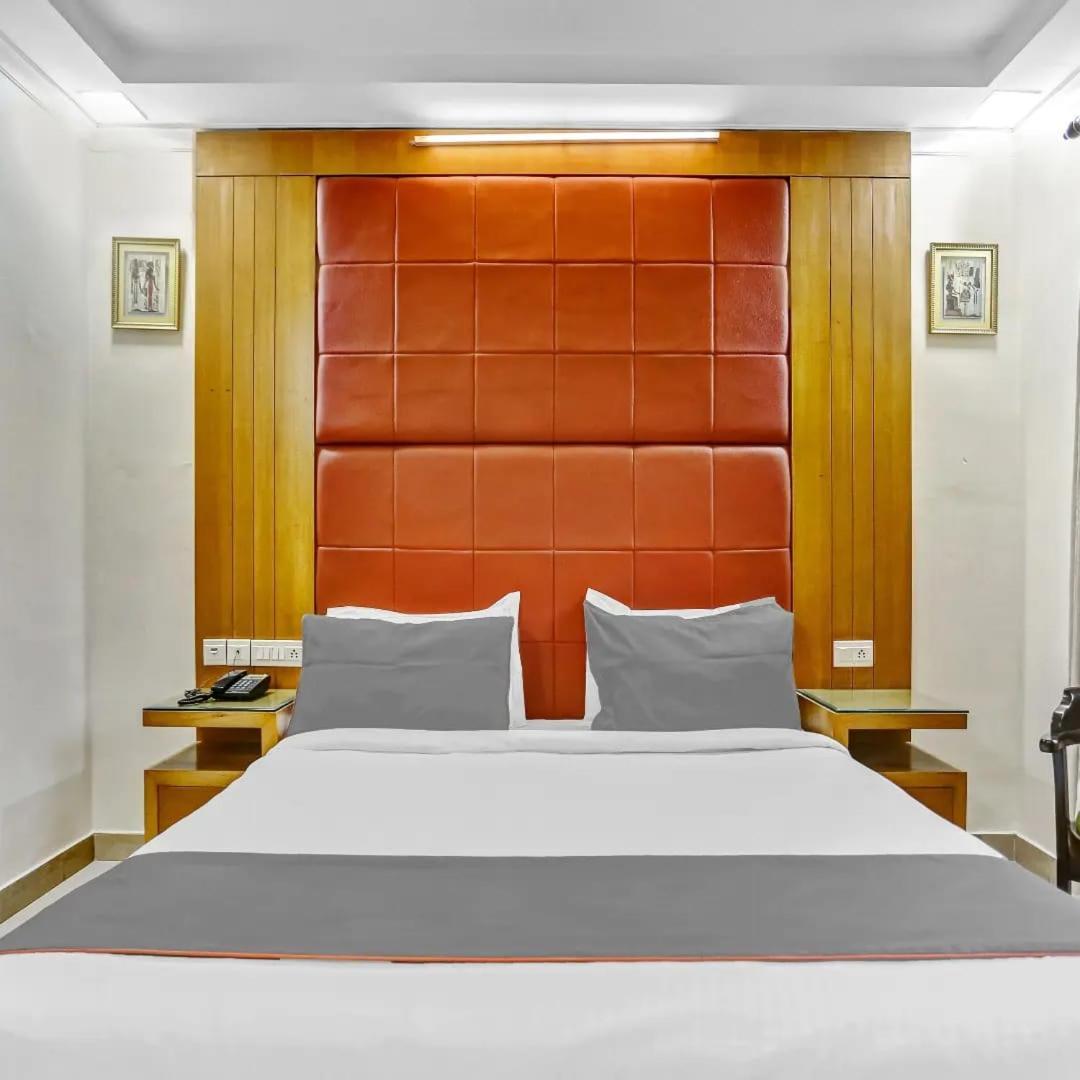 Hotel Signature Plaza Nowe Delhi Zewnętrze zdjęcie